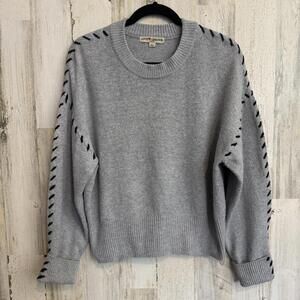 Love & Change Italy Gray Knit Sweater Black Stitch Detail Size L Minimalist
